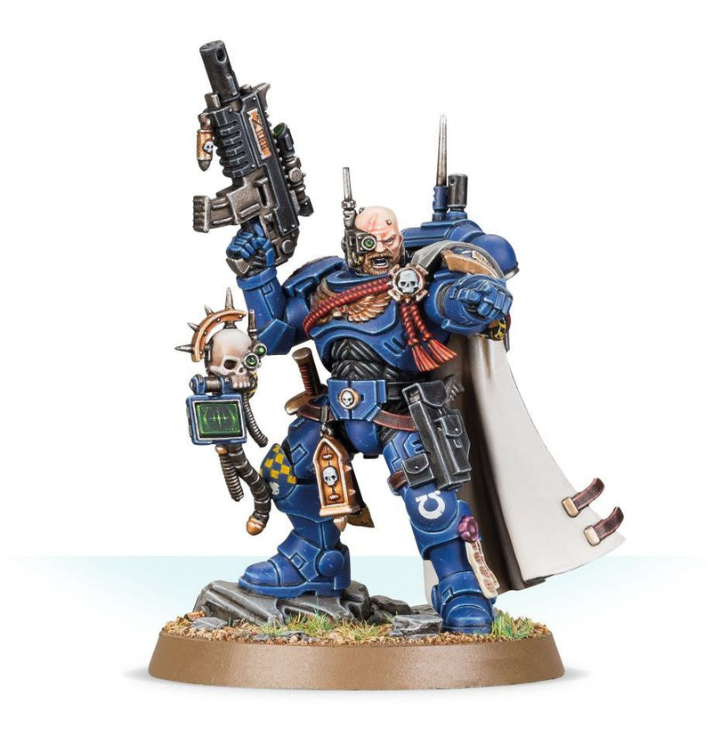 Warhammer 40k - Space Marines: Captain in Phobos Armour