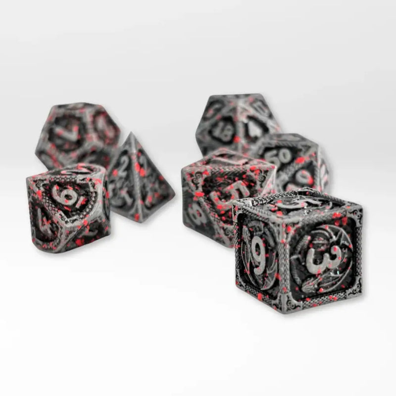 Nerd Gear: The Blood-Cursed Totem - 7pc Solid Metal Dice Set - Accessoire