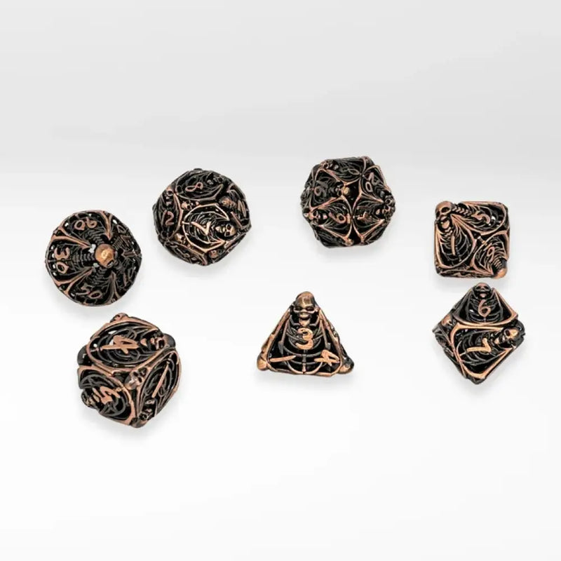 Nerd Gear: The Necromancer’s Coffin - 7pc Hollow Metal Dice Set - Accessoire