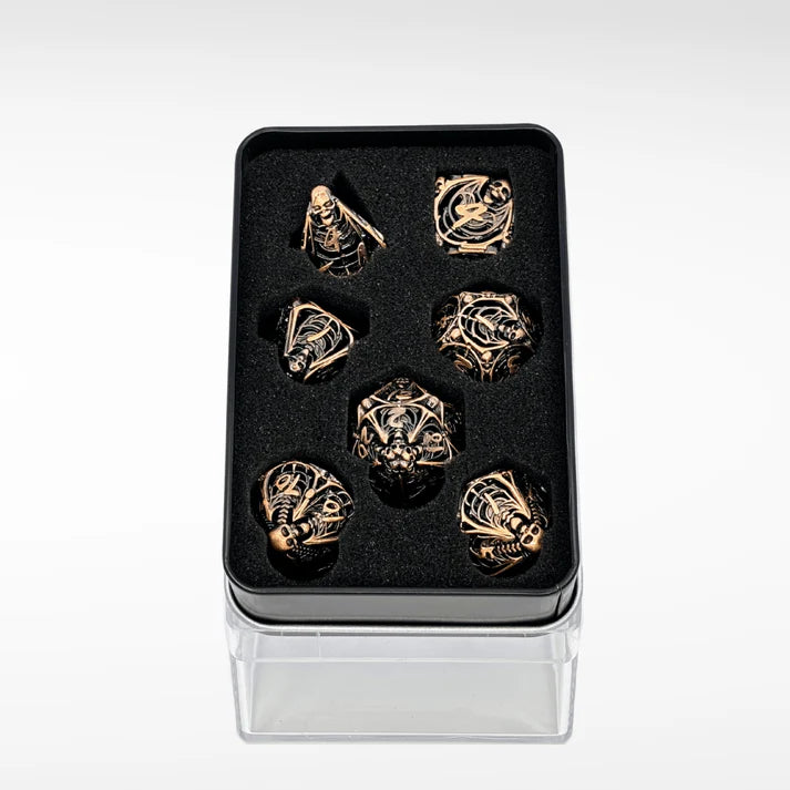 Nerd Gear: Le cercueil Du Nécromancien - Ensemble De 7 Dés Creux En Métal (Précommande)