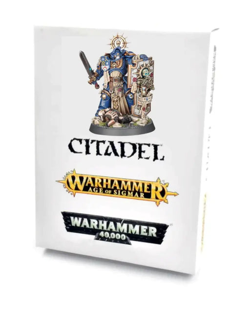 Warhammer 40k - Space Marines: Captain with Relic Shield - Games Workshop